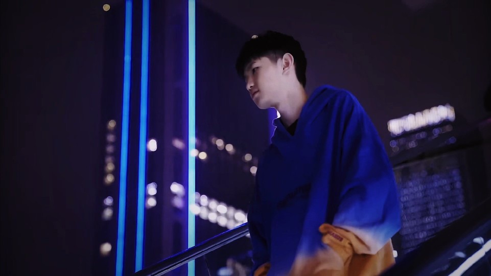 即通过战略