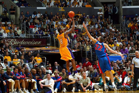 经常迫使对 经常迫使对