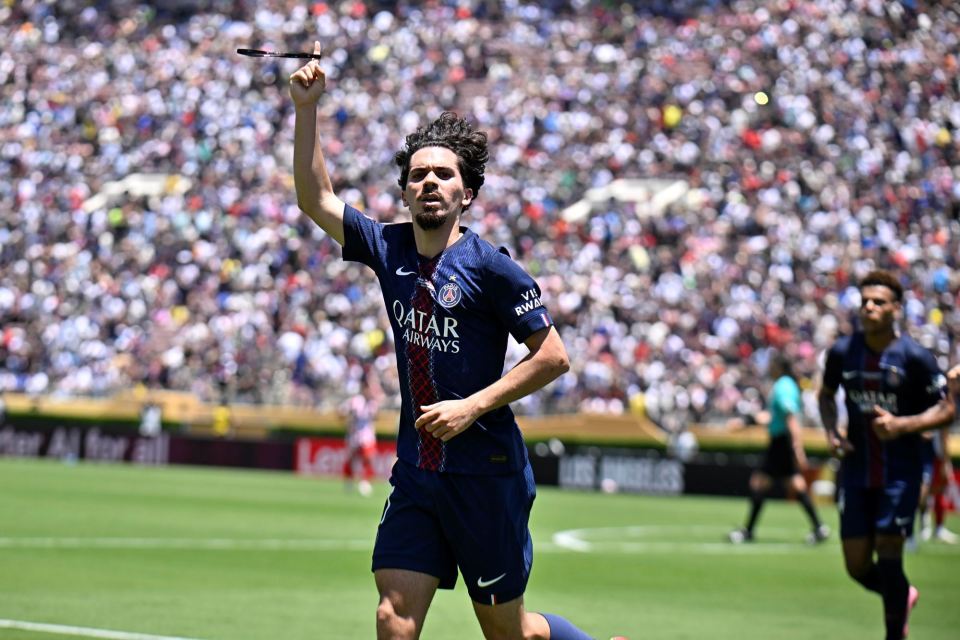 哈登成了替 哈登成了替