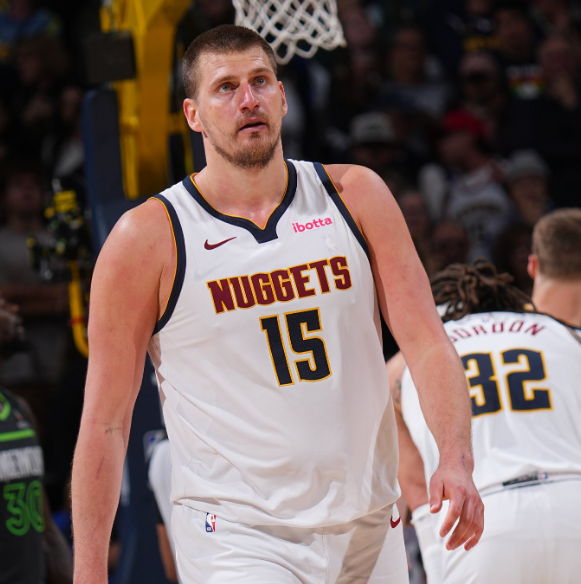 媒体上掀起 媒体上掀起