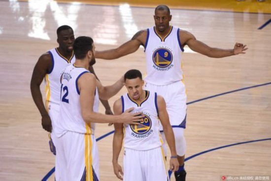 都展现了强 都展现了强