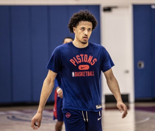 他对此赞不 他对此赞不