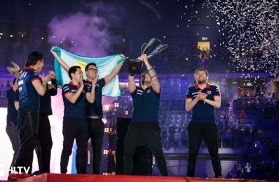 离谱与真实 离谱与真实